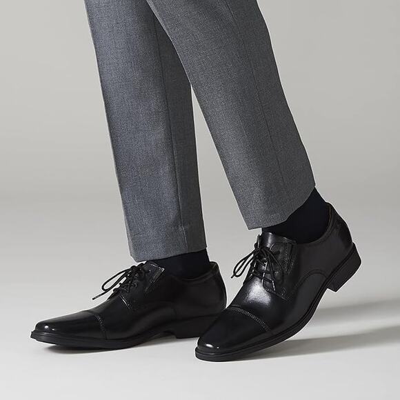 NWT Clarks Men\'s Tilden Cap Oxford, Black Leather, 11.5 M US
